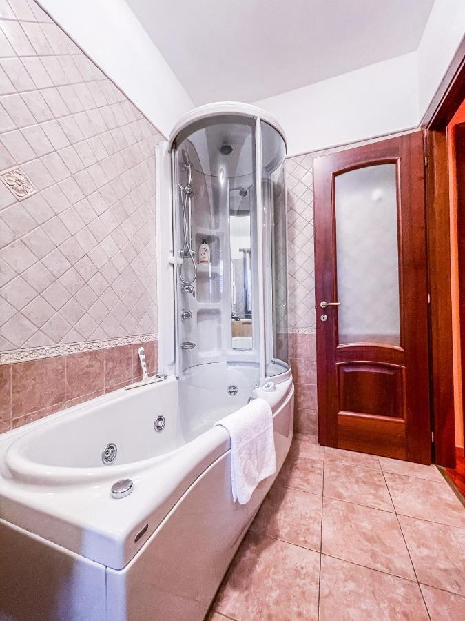 Myhouse Inn Racconigi - Affitti Brevi Italia Турин Экстерьер фото